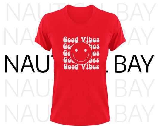 WOMEN'S SMILE VIBES SHORT SLEEVE SHIRT